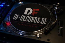 df-records.de